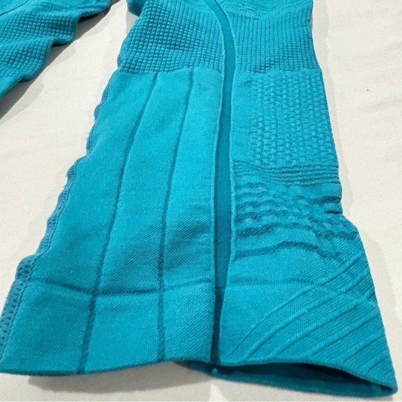 Leonisa Shapewear biker High Waisted and Butt lifter teal size small - Picture 8 of 10